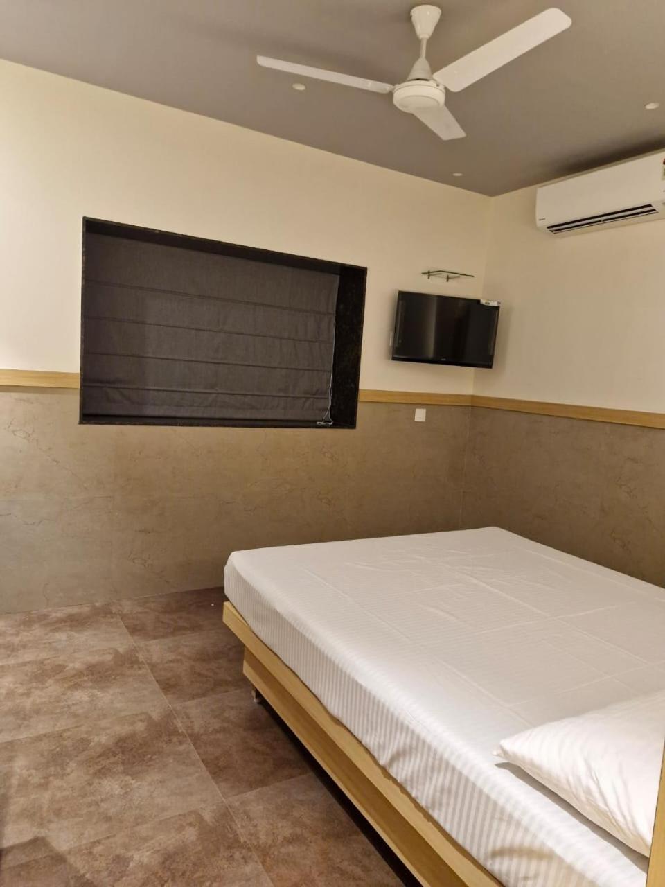 Avenue 10 Boutique Hotel Pune Ngoại thất bức ảnh
